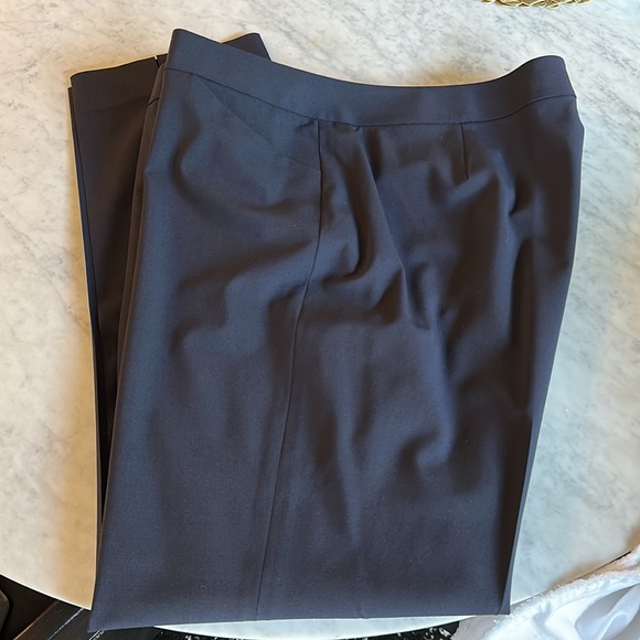 Lafayette Lightweight Wool, Irving Trouser - Picture 3 of 5